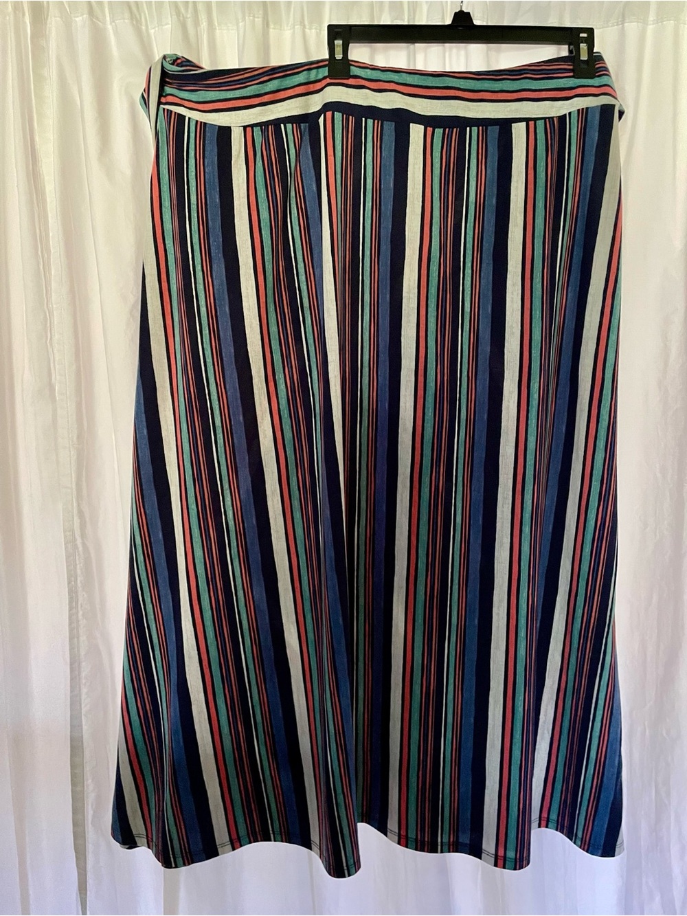 Striped A-Line Midi Skirt - Blue & Pink
Size 22/24 W - Picture 4 of 11